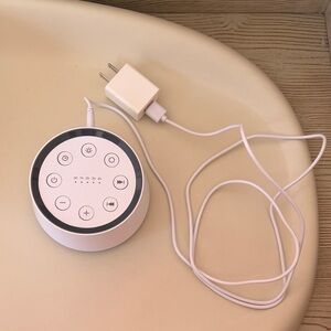 White Round Sound Machine with Charger
